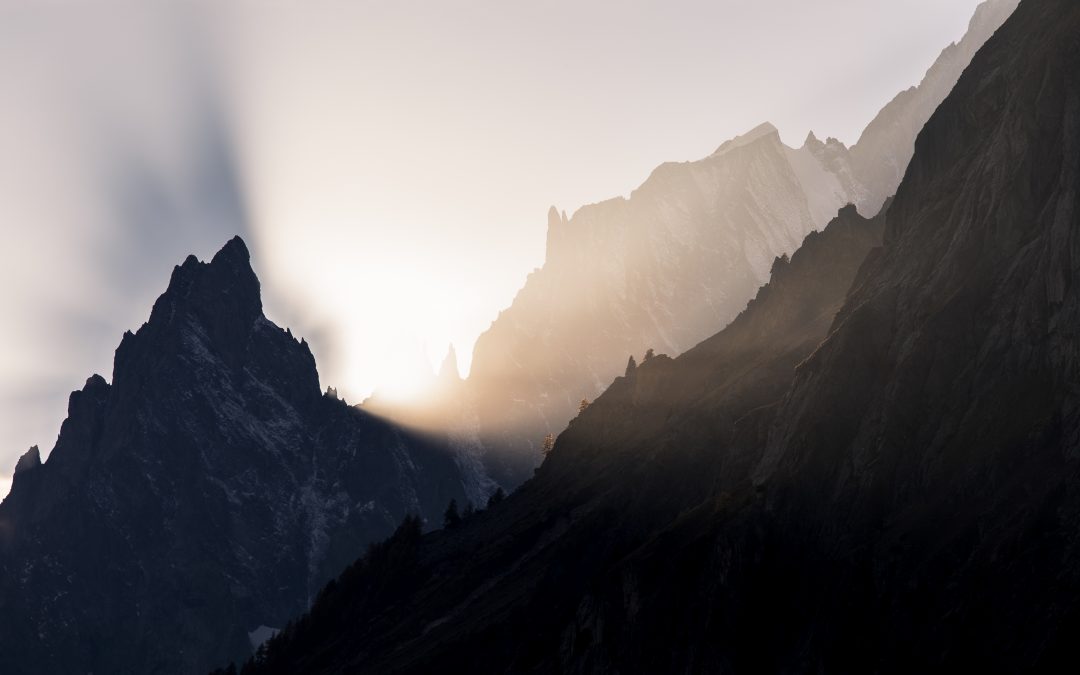 Luce e ombra alla Cresta del Peuterey