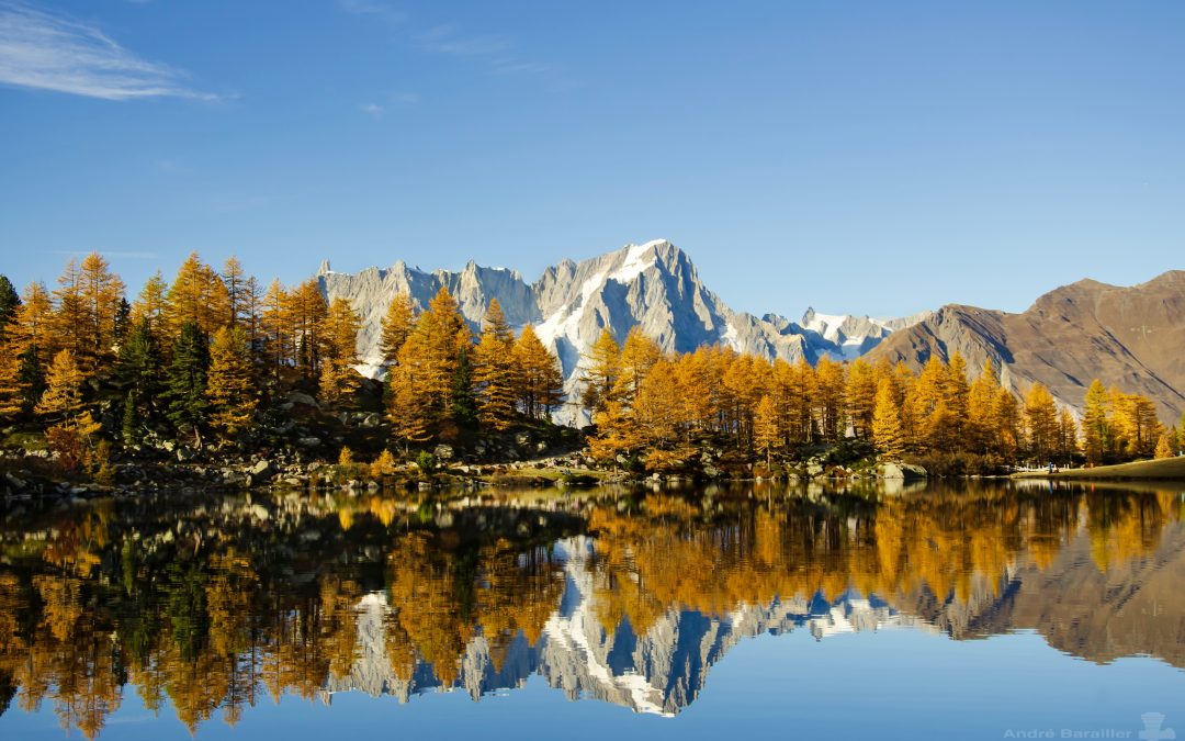 Les Grandes Jorasses dal Lago d’Arpy in autunno